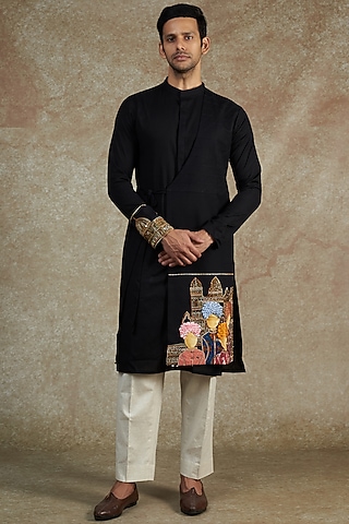 Black Cotton Embroidered & Hand Painted Kurta Set by JAMA ART OF DRESSING