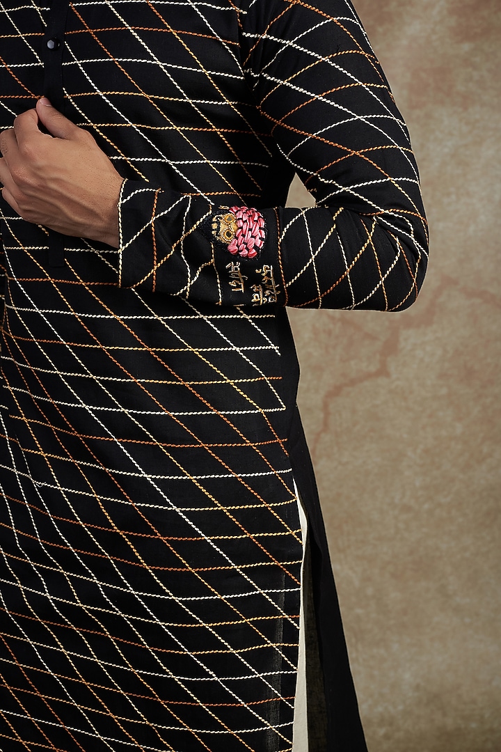 Black Khadi Hand Painted & Embroidered Kurta Set by JAMA ART OF DRESSING at Pernia's Pop Up Shop
