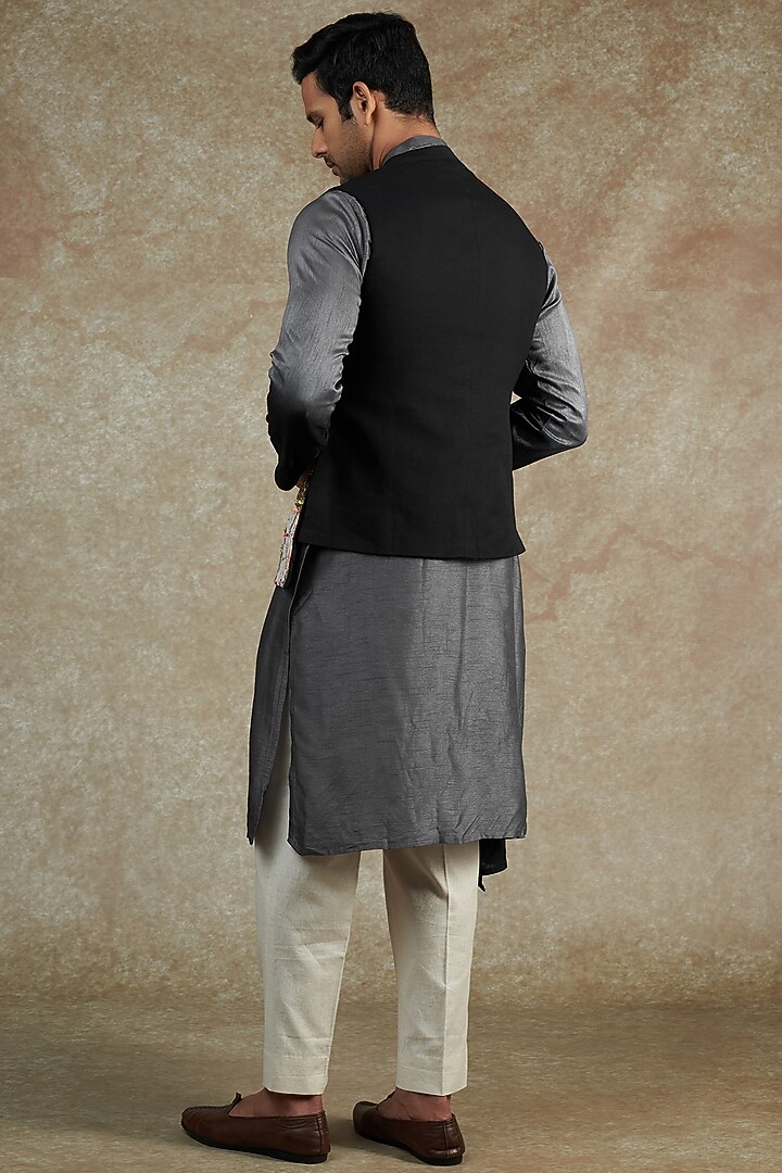 Black Silk Embroidered Wedding Bandhgala Jacket With Kurta Set by JAMA ART OF DRESSING at Pernia's Pop Up Shop