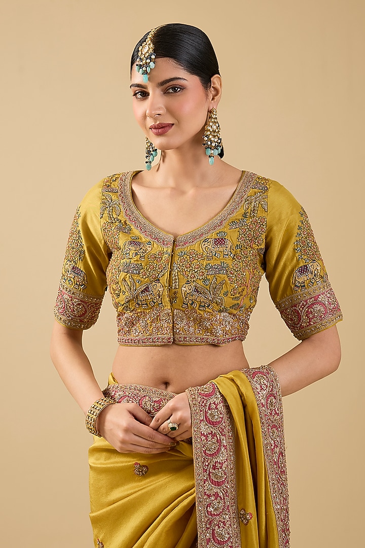 Mustard Silk Tikki Embroidered Reception Saree Set by Jaya Rathore at Pernia's Pop Up Shop