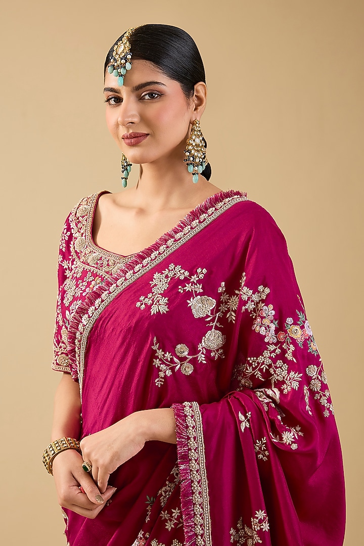 Fuchsia Pink Silk Jaal Embroidered Bridal Saree Set by Jaya Rathore at Pernia's Pop Up Shop