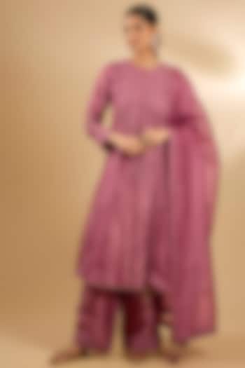 Onion Pink Handloom Silk & Organza Threadwork Tunic Set by Jaya Rathore at Pernia's Pop Up Shop