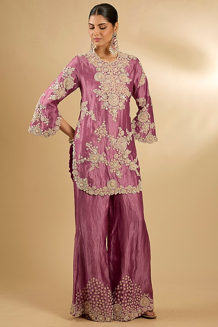 Onion Pink Handloom Silk Threadwork Tunic Set by Jaya Rathore at Pernia's Pop Up Shop
