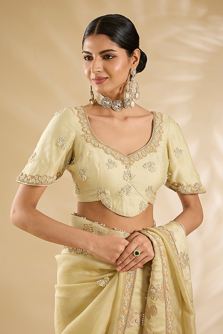 Yellow Silk Organza Embellished Wedding Saree Set by Jaya Rathore at Pernia's Pop Up Shop