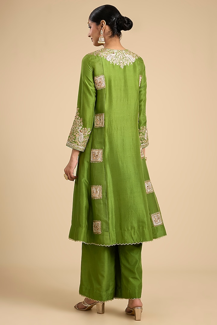 Green Gold Silk Dori Work Paneled Kurta Set by Jaya Rathore at Pernia's Pop Up Shop