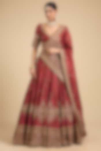 Red Silk Thread & Dori Embroidered Bridal Lehenga Set by Jaya Rathore at Pernia's Pop Up Shop