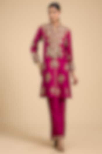 Fuchsia Pink Silk Embroidered Paneled Tunic Set by Jaya Rathore at Pernia's Pop Up Shop