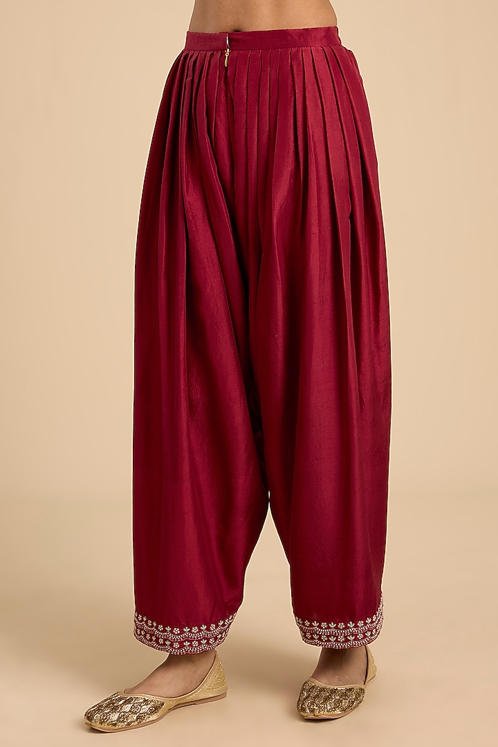 Rust Red Silk Thread Embroidered Tunic Set by Jaya Rathore at Pernia's Pop Up Shop