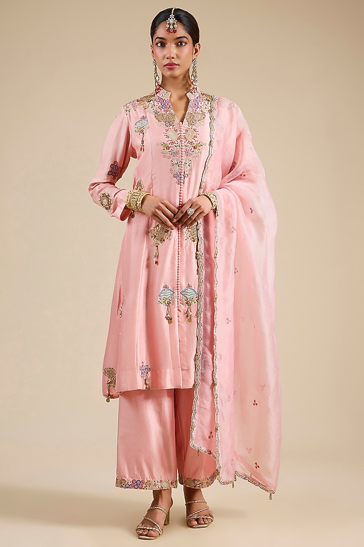 Pink Silk Latkan Embroidered Kurta Set by Jaya Rathore at Pernia's Pop Up Shop