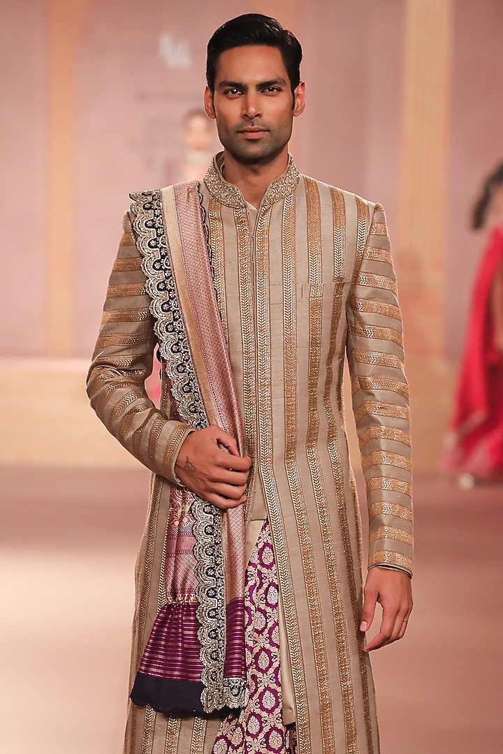Gold Raw Silk Lace Embroidered Groom Sherwani Set by JAYANTI REDDY MEN at Pernia's Pop Up Shop