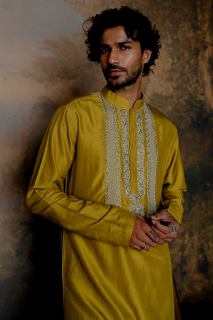 Mustard Silk Zardosi Embroidered Kurta Set by JAYANTI REDDY MEN at Pernia's Pop Up Shop