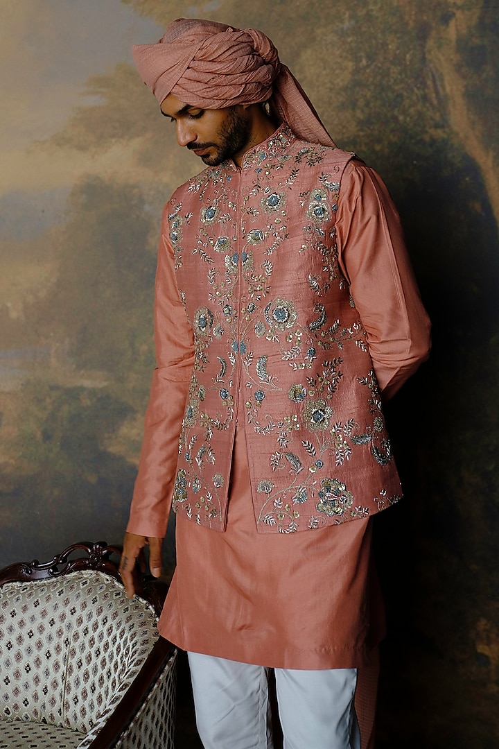 Peach Silk Zardosi Embroidered Bundi Jacket Set by JAYANTI REDDY MEN at Pernia's Pop Up Shop
