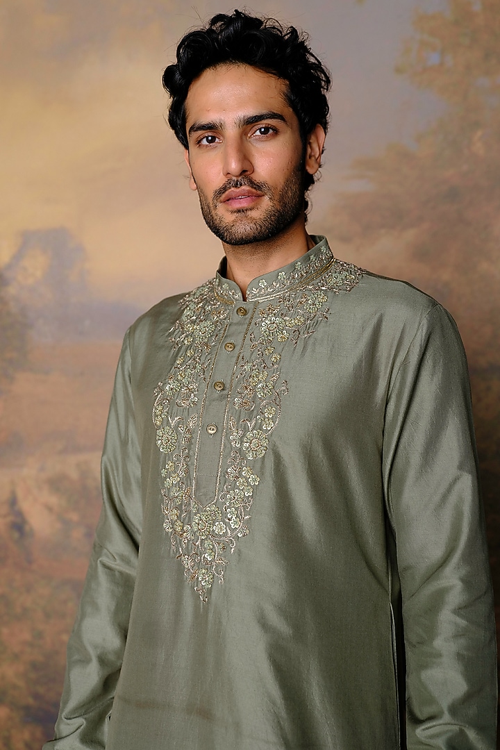 Mint Green Silk Zardosi Embroidered Kurta Set by JAYANTI REDDY MEN at Pernia's Pop Up Shop