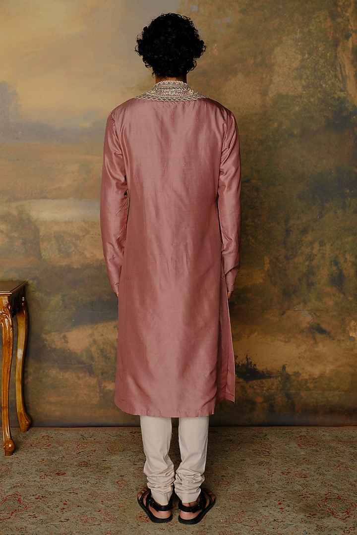 Peach Silk Zardosi Embroidered Kurta Set by JAYANTI REDDY MEN at Pernia's Pop Up Shop