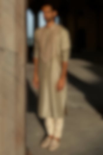 Golden Beige Silk Hand Embroidered Kurta Set by JAYANTI REDDY MEN at Pernia's Pop Up Shop