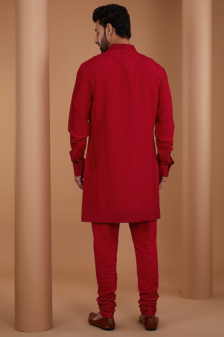 Red Silk Embroidered Bundi Jacket Set by JAYANTI REDDY MEN at Pernia's Pop Up Shop