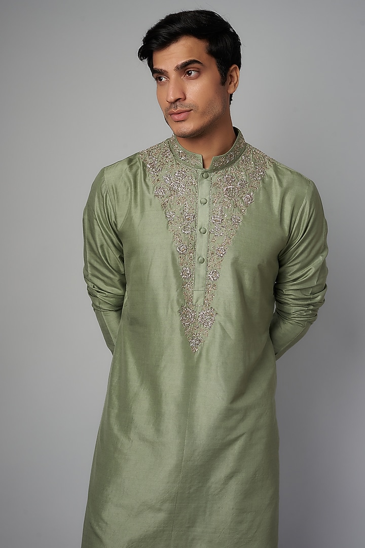 Mint Green Silk Embroidered Kurta Set by JAYANTI REDDY MEN at Pernia's Pop Up Shop