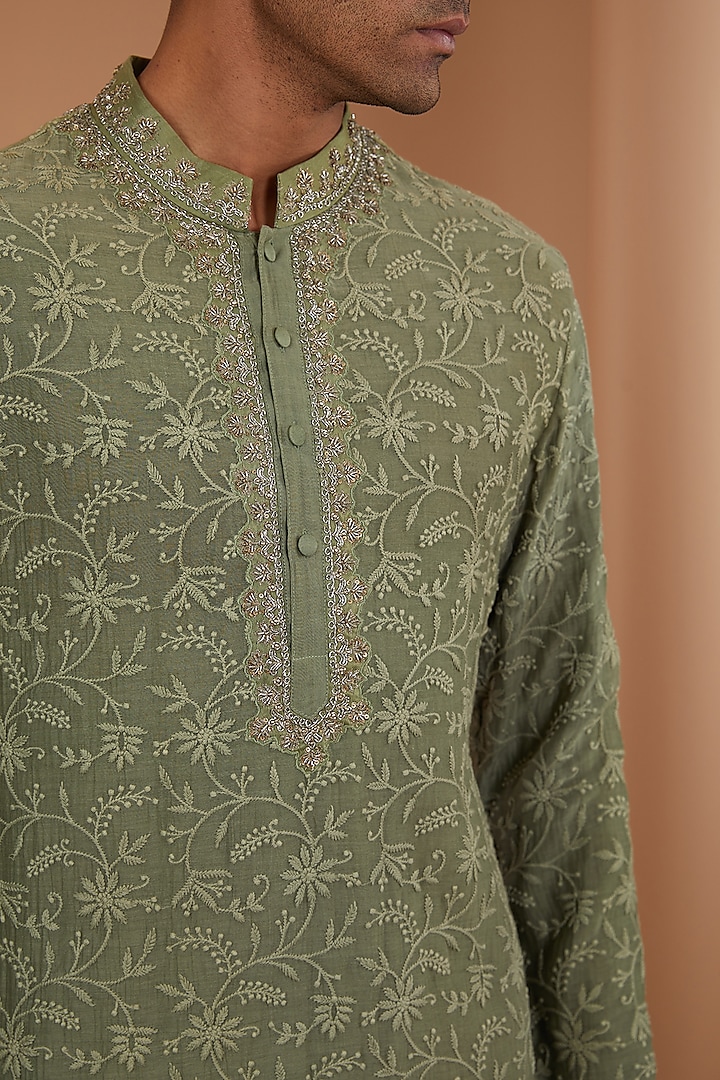 Mint Green Silk Embroidered Kurta Set by JAYANTI REDDY MEN at Pernia's Pop Up Shop