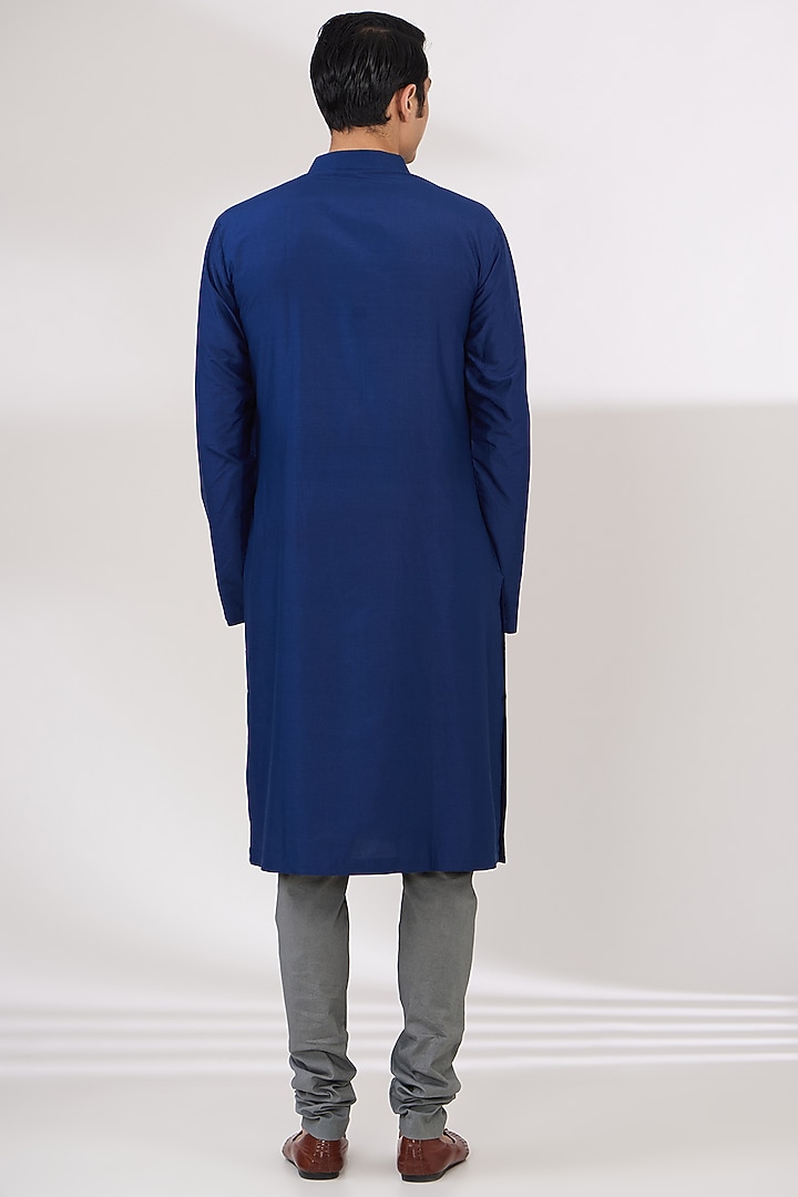 Navy Blue Silk Hand Embroidered Groom Sherwani Set by JAYANTI REDDY MEN at Pernia's Pop Up Shop