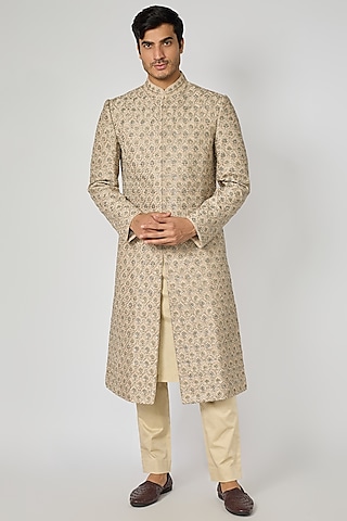 Beige Embroidered Shirt Design by SHIRRIN DESIGN CO. MEN at Pernia's Pop Up  Shop 2024