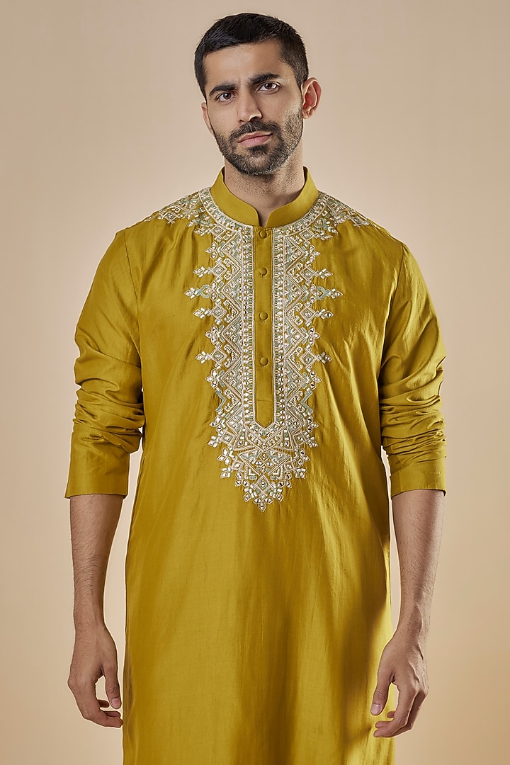 Yellow Silk Embroidered Kurta Set by JAYANTI REDDY MEN at Pernia's Pop Up Shop