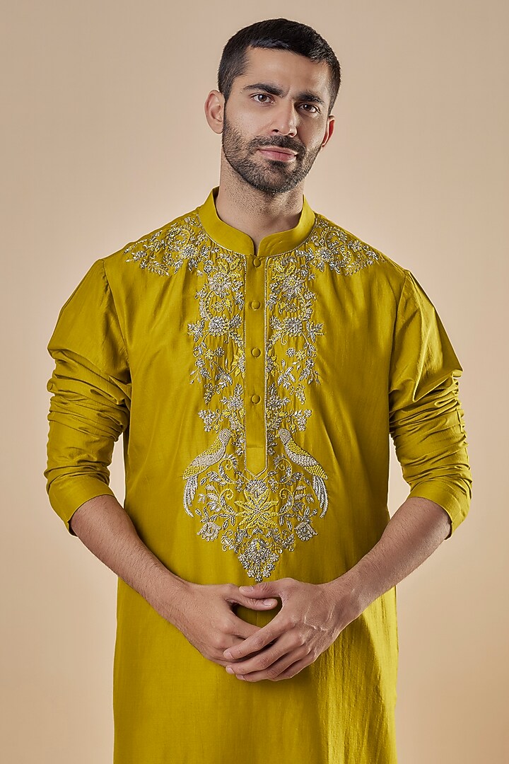 Yellow Silk Embroidered Kurta Set by JAYANTI REDDY MEN at Pernia's Pop Up Shop