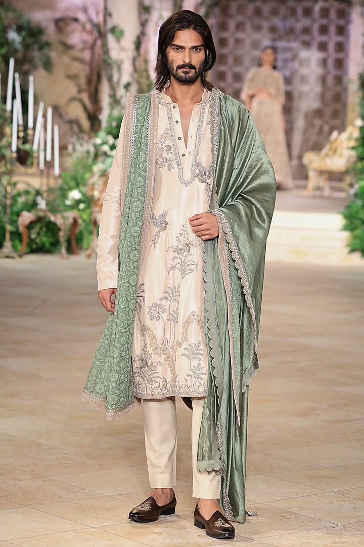 Ivory Raw Silk Zardosi Hand Embroidered Kurta Set by JAYANTI REDDY MEN at Pernia's Pop Up Shop