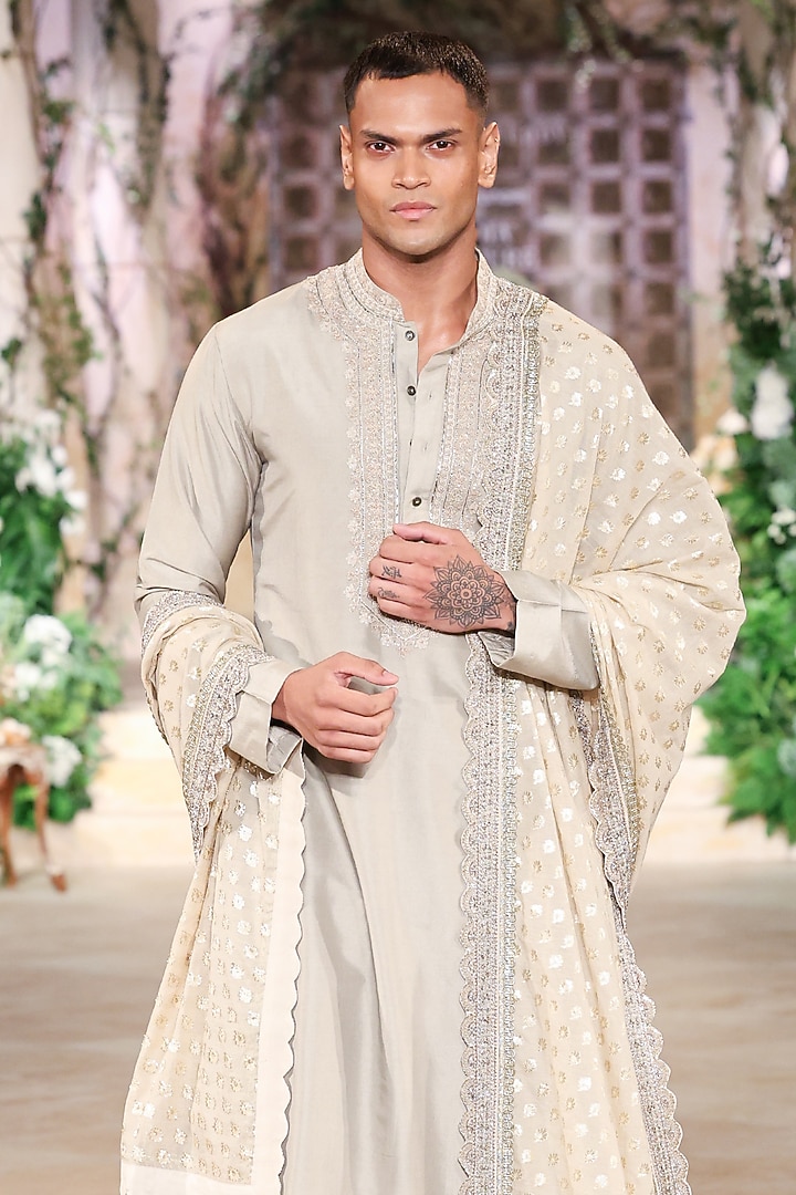 Beige Raw Silk Zardosi Hand Embroidered Kurta Set by JAYANTI REDDY MEN at Pernia's Pop Up Shop