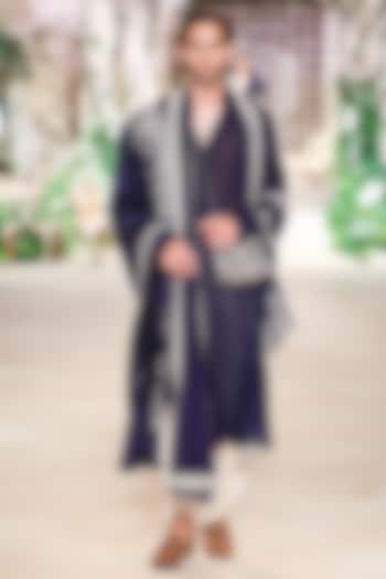 Purple Georgette Zardosi Hand Embroidered Kurta Set by JAYANTI REDDY MEN at Pernia's Pop Up Shop