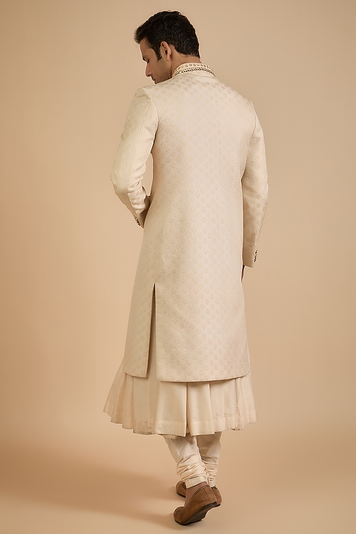 Ivory Lucknowi Wedding Sherwani Set by Jayesh and Kaajal Shah Men at Pernia's Pop Up Shop