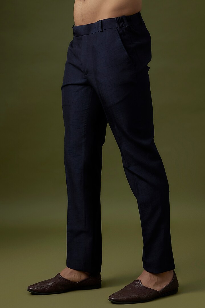 Navy Blue Silk Blend Embroidered Nehru Jacket Set by Jayesh and Kaajal Shah Men at Pernia's Pop Up Shop