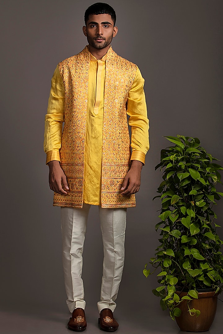 Yellow Silk Blend Embroidered Bundi Jacket WIth Kurta Set by Jayesh and Kaajal Shah
