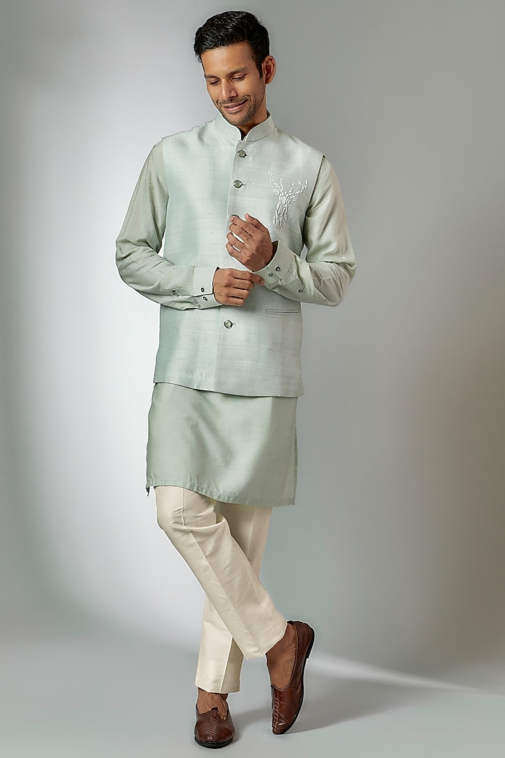 Mint Raw Silk Embroidered Bundi Set by Jayesh and Kaajal Shah at Pernia's Pop Up Shop