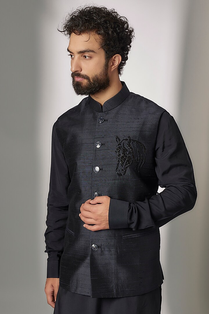 Navy Raw Silk Crystal Bead Embroidered Bundi Jacket Set by Jayesh and Kaajal Shah Men at Pernia's Pop Up Shop