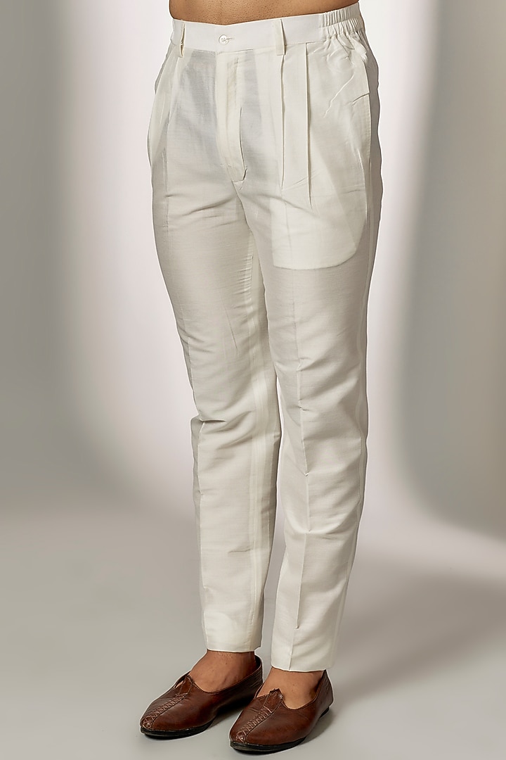 Ivory Dupion Silk Embroidered Kurta Set by Jayesh and Kaajal Shah Men at Pernia's Pop Up Shop