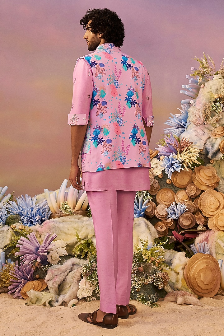 Purple Raw Silk Printed Bundi Jacket Set by Jayesh and Kaajal Shah Men at Pernia's Pop Up Shop