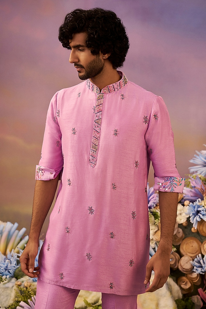 Purple Raw Silk Printed Bundi Jacket Set by Jayesh and Kaajal Shah Men at Pernia's Pop Up Shop