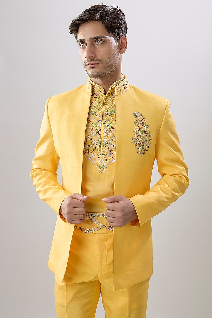 Yellow Silk Wedding Indowestern Set by Jayesh and Kaajal Shah Men at Pernia's Pop Up Shop