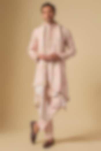 Peach Cotton Silk Embroidered Kurta Set by Jayesh and Kaajal Shah at Pernia's Pop Up Shop