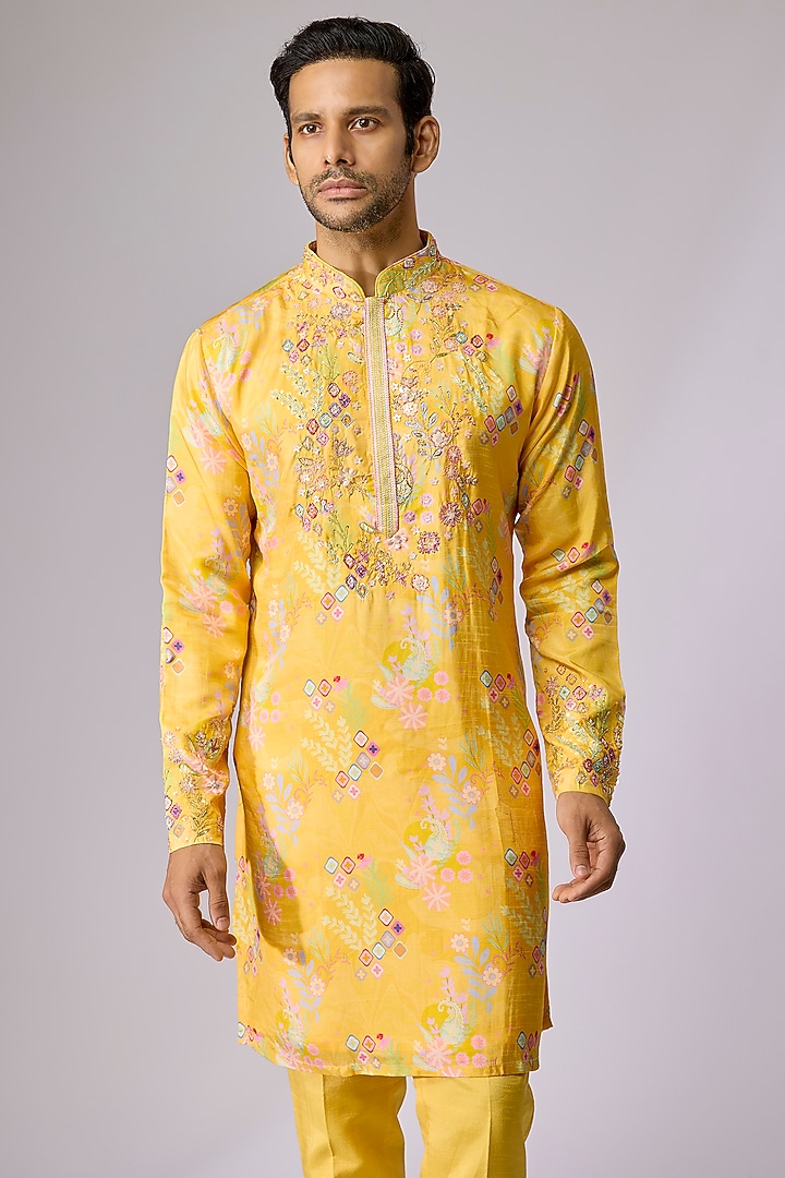 Yellow Dupion Silk Kurta Set by Jayesh and Kaajal Shah Men at Pernia's Pop Up Shop