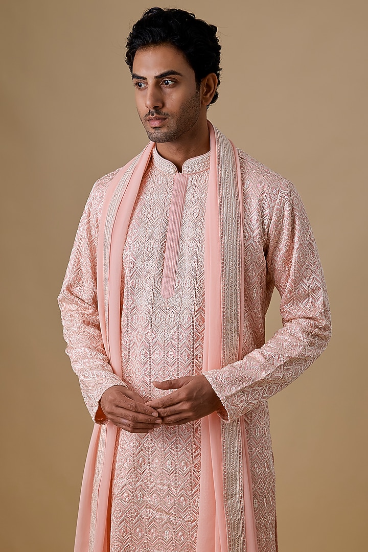 Pink Silk Kurta Set by Jayesh and Kaajal Shah Men at Pernia's Pop Up Shop