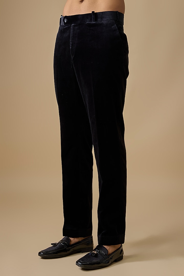 Black Polyester & Linen Satin Groom Indowestern Set by Jayesh and Kaajal Shah Men at Pernia's Pop Up Shop