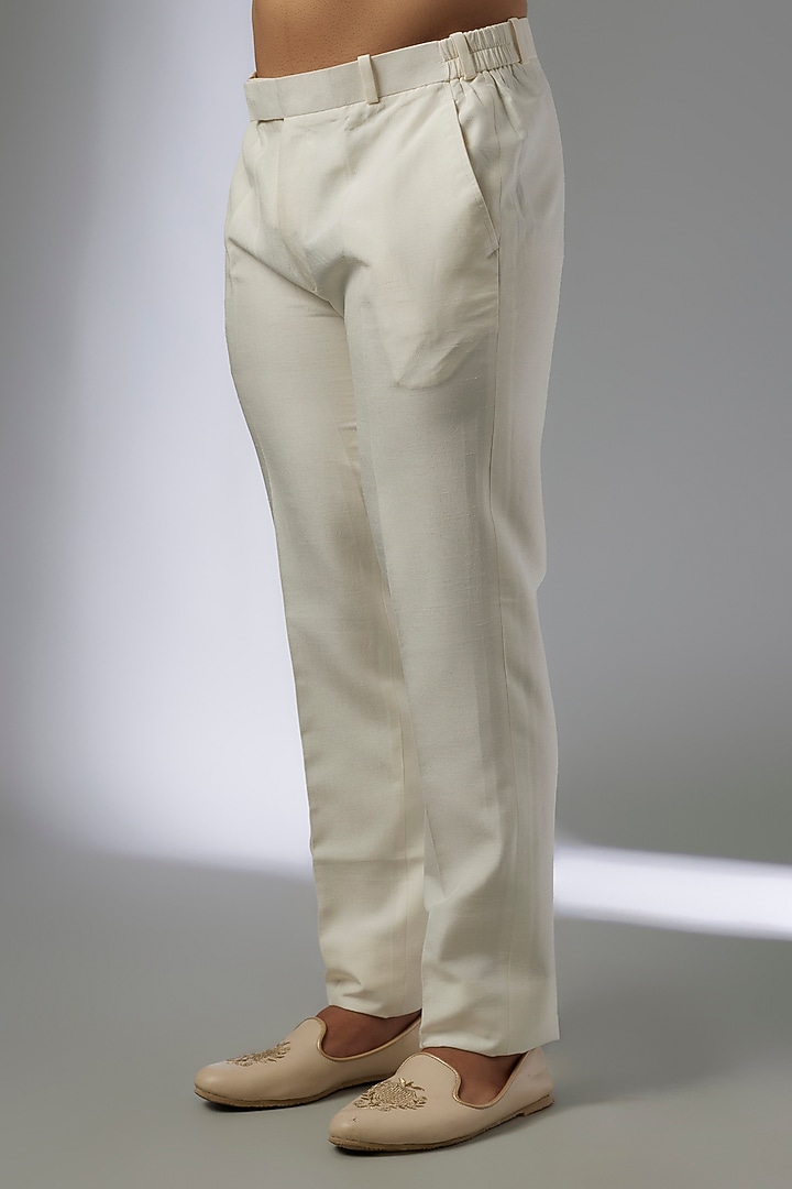 Ivory Silk Indo-Western Set by Jayesh and Kaajal Shah Men at Pernia's Pop Up Shop