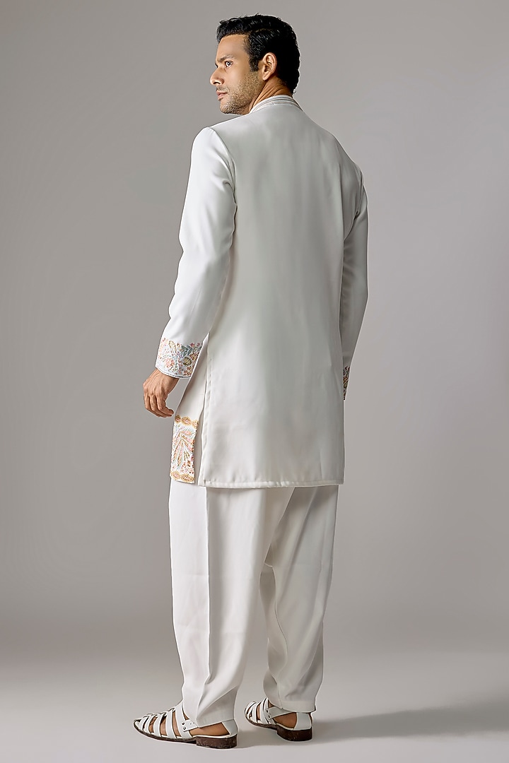 White Cotton Blend Kurta Set by Jayesh and Kaajal Shah Men at Pernia's Pop Up Shop