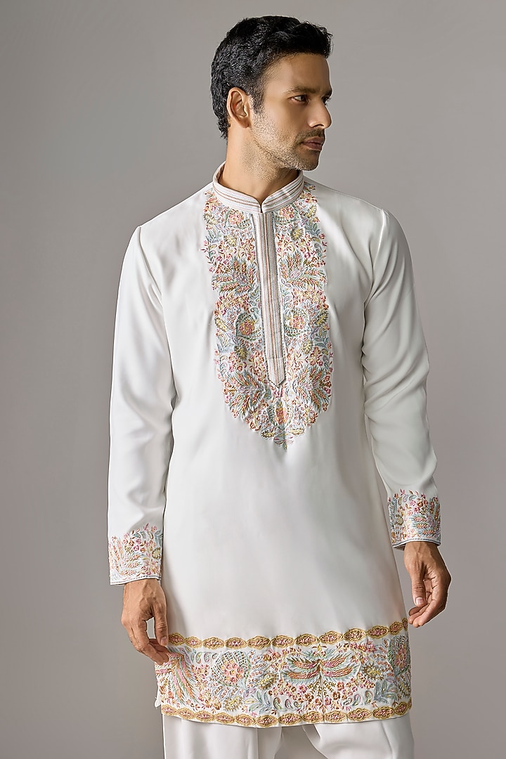 White Cotton Blend Kurta Set by Jayesh and Kaajal Shah Men at Pernia's Pop Up Shop