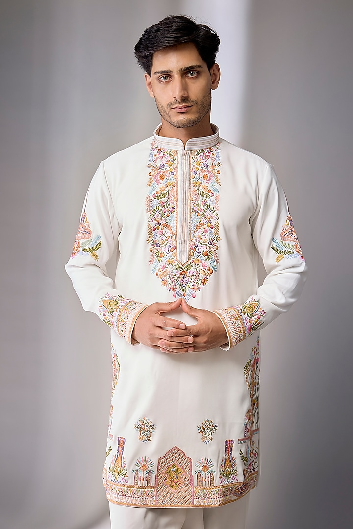 Cream Cotton Blend Kurta Set by Jayesh and Kaajal Shah Men at Pernia's Pop Up Shop