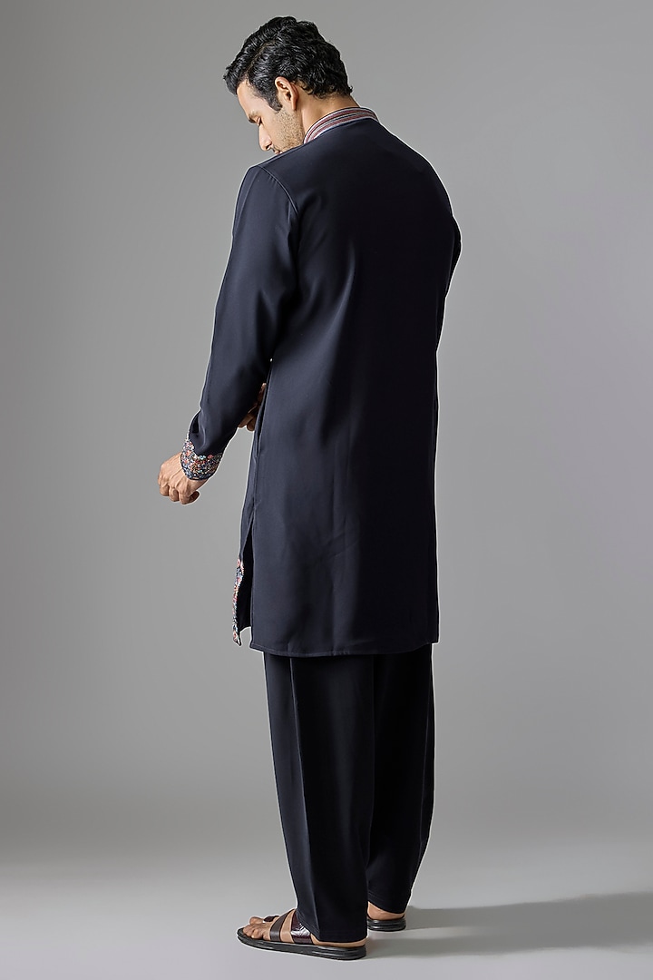 Navy Blue Cotton Blend Kurta Set by Jayesh and Kaajal Shah Men at Pernia's Pop Up Shop