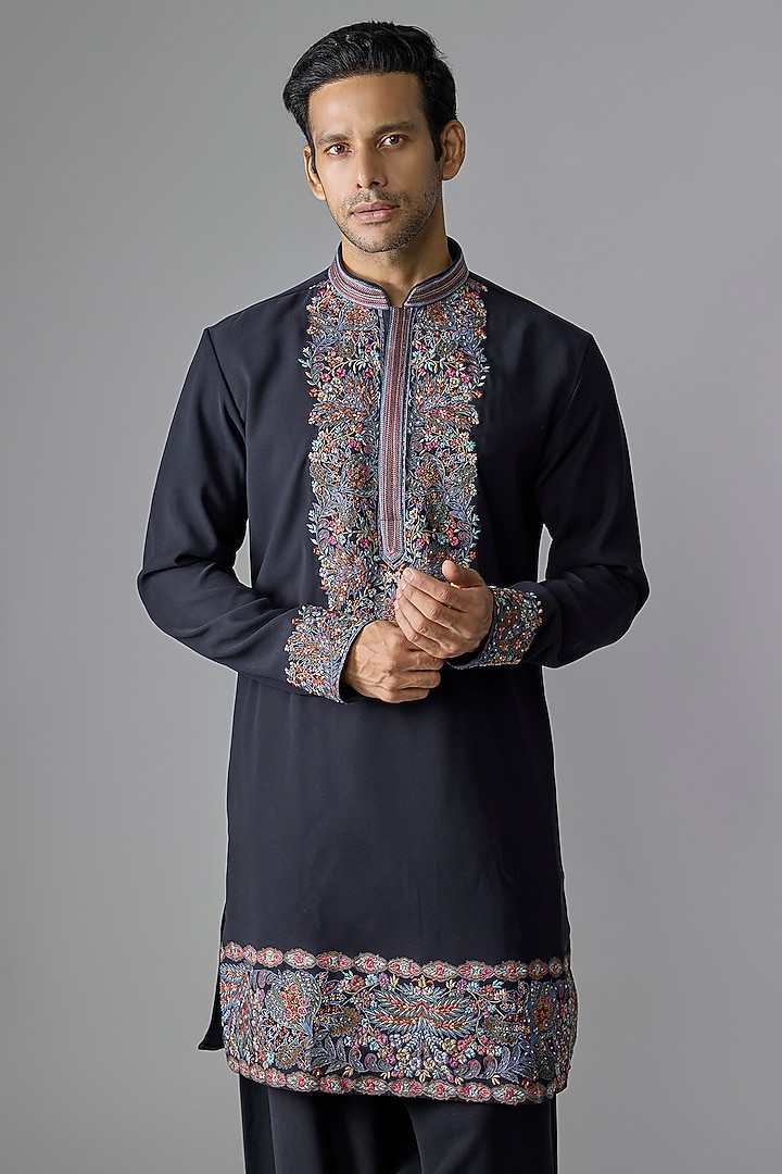 Navy Blue Cotton Blend Kurta Set by Jayesh and Kaajal Shah Men at Pernia's Pop Up Shop
