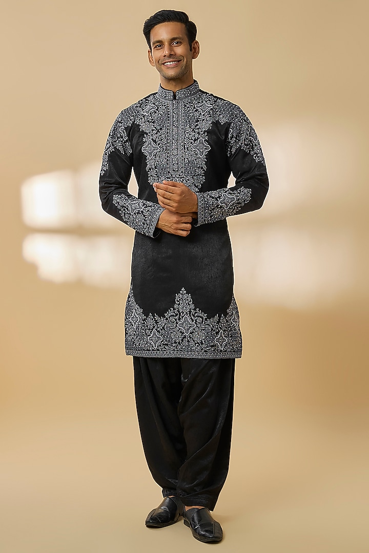 Black Silk Kurta Set by Jayesh and Kaajal Shah Men at Pernia's Pop Up Shop