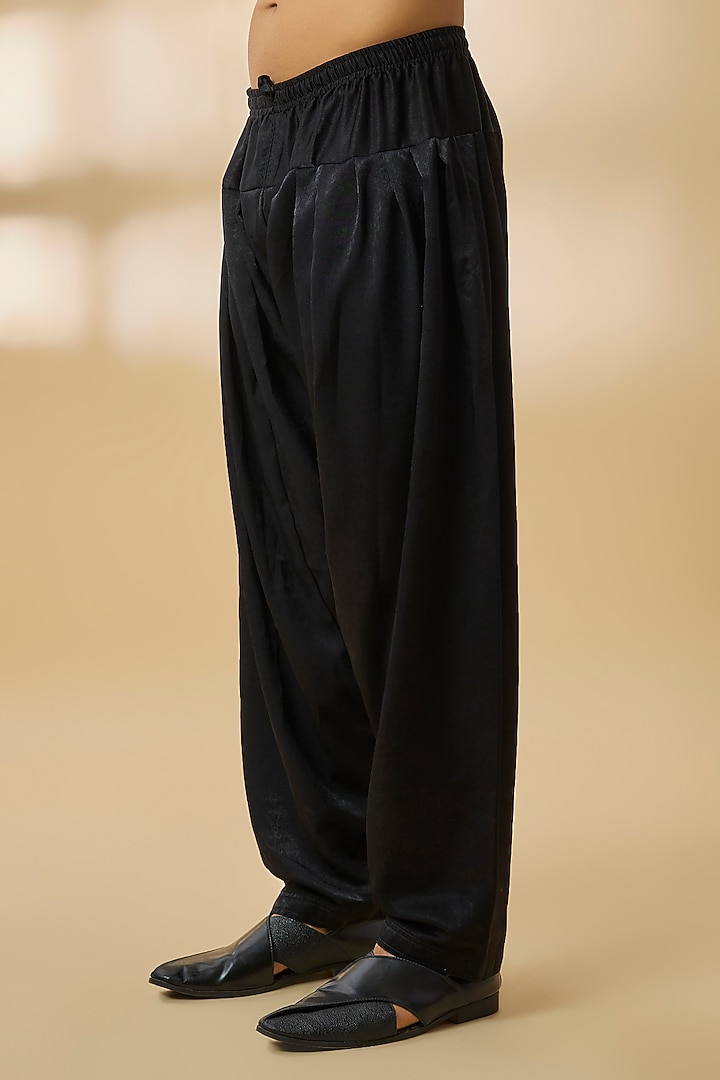 Black Silk Kurta Set by Jayesh and Kaajal Shah Men at Pernia's Pop Up Shop